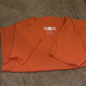 Wonderwink Renew Yoga style scrub set